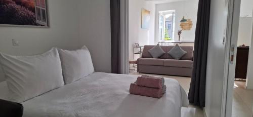 Le Luc Apartment | Suite Moulin de la Calade! Vue sur la Tour, Climatisation, Provence