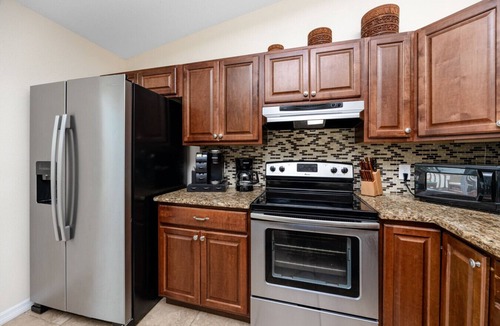Terrace Park House | Summer Safari - GORGEOUS Home Near Busch Gardens & USF