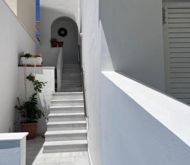 Ios Town House | Summer Time