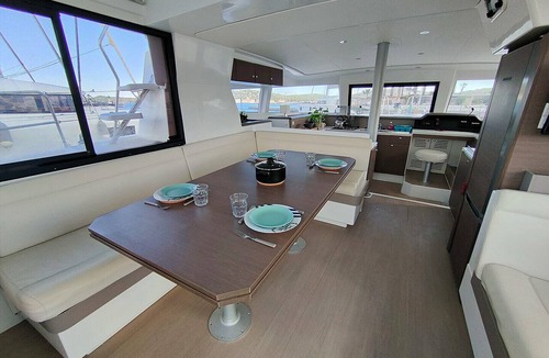 Port Grimaud Boat Rental | Sun-Kissed Sailing Adventure in Provence-Alpes-Côte d'Azur
