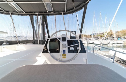 Alimos Boat Rental | Sun-Kissed Sailing Adventure in Islas Sarónicas