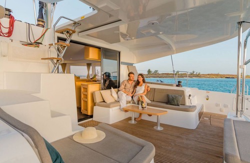 Eden Island Boat Rental | Sun-Kissed Sailing Adventure in Isla de Mahe, Seychelles