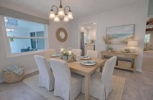 Lakeland House | Sunlit Ranch Escape | Open + Airy + Private