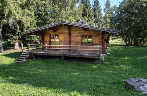 Le Planellet Ski Chalet | Sunny 2-bedroom chalet in Megève, near slopes
