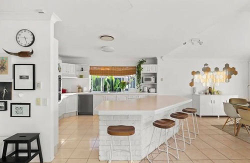 Palm Beach House | Sunsets and sandy toes on the creek in Palm Beach!
