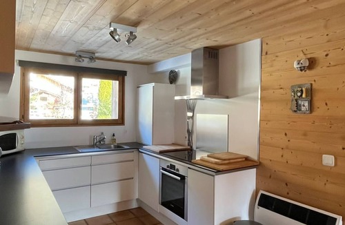 Verchaix Apartment | Superb 68m2 south-facing apartment overlooking the Grand Massif mountains