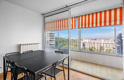 La Panouse Apartment | Superb Apartment with Panoramic View – Sleeps 8 – Marseille 9th District