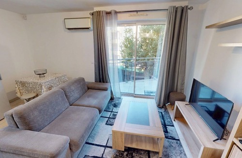 Roquebrune-Cap-Martin Apartment | Superb new apartment with balcony and mountain view, one stop from Monaco