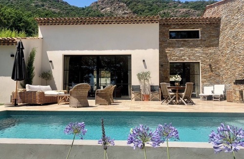 La Garde-Freinet Villa | Superb villa with pool between sea and mountains, Golfe de St Tropez, 6 pers
