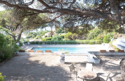 Sainte-Maxime Villa | Superb vintage design luxury villa with pool and St Maxime sea view