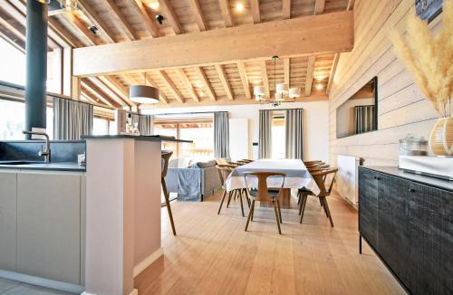 Meribel-Mottaret Apartment | Superbe appartement 143m², 4 chambres, proche des pistes, prestations haut de gamme - FR-1-613-101