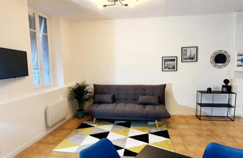 Graulhet Apartment | Superbe Appartement centre ville climatisé