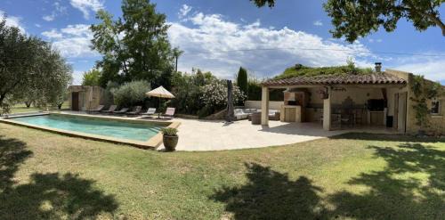 Villelaure Apartment | Superbe Appartement dans un Pigeonnier au sein d'un mas du 18ème