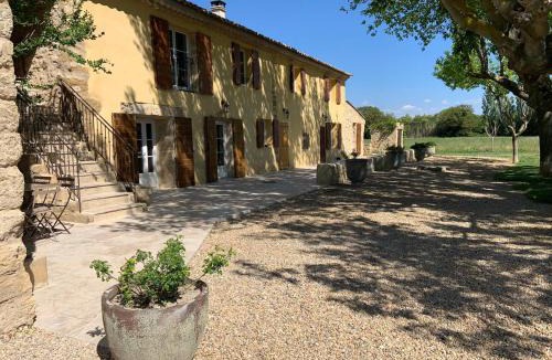 Villelaure Apartment | Superbe Appartement dans un Pigeonnier au sein d'un mas du 18ème