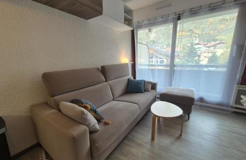 Bourg-Saint-Maurice Apartment | Superbe studio cabine centre Bourg Saint Maurice