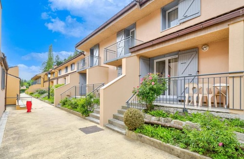 Guillaumes Apartment | Swimming pool, terrace, parking, tv, 65m², Valberg/Beuil