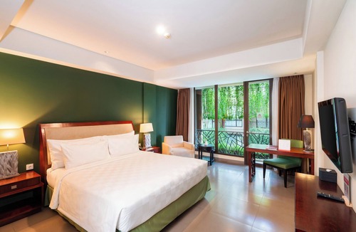 Sunset Road Hotel | Swiss-Belhotel Rainforest