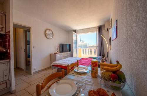 Sainte-Maxime City Centre Apartment | T2 en hypercentre -parking privé-clim-proche plage