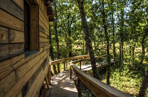Saint-Remeze Cabin | Te Fiti perched chalet (+12 yrs accompanied by an adult or 2 adults)