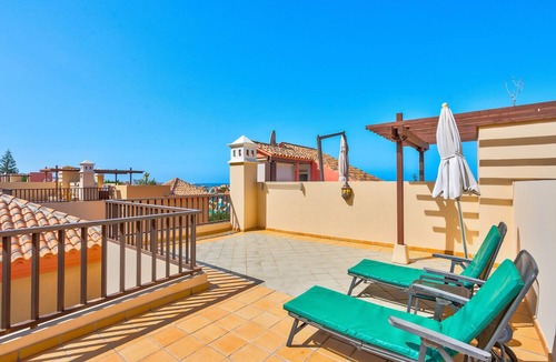 El Duque Apartment | TERRAZAS DEL DUQUE 1A020