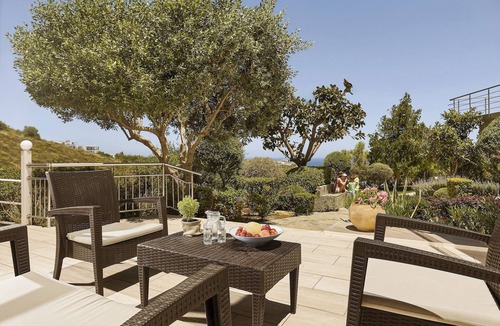 Agia Pelagia Apartment | "Thalassa" apartment - 2 Bedroom family apartment/Shared Pool/Sleeps 5