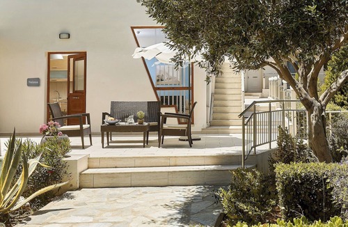Agia Pelagia Apartment | "Thalassa" apartment - 2 Bedroom family apartment/Shared Pool/Sleeps 5