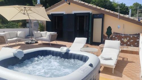Marini Apartment | The Best Seaview from the Terrace with Jacuzzi, Relax & Pools - Dorotea Infinity