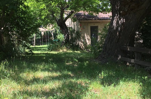 La Roque-d'Antheron House | The Cabanon in Provence