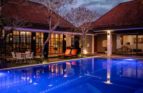 Jimbaran Bay House | The Casa Amaya: Luxury 3BR Villa and Pool