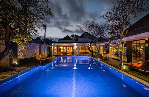 Jimbaran Bay House | The Casa Amaya: Luxury 3BR Villa and Pool