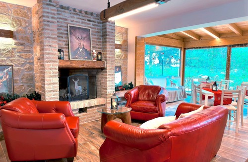 Pontone Bed & Breakfast | The Deer Cabin