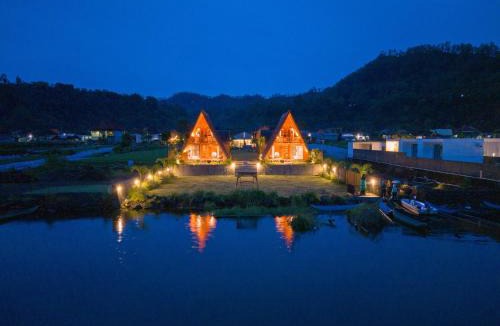 Songan Hotel | The Dewi Tasik Kintamani Cabin and Villa