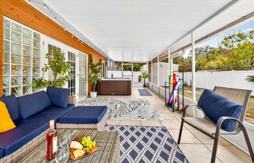 Featherock House | The Flamingo*4bed*pool*jacuzzi*foosball