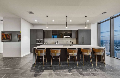 Downtown Miami Apartment | The Full 63rd Floor E11EVEN Luxury Penthouse