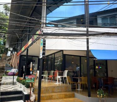 Ko Phi Phi Hostel | The Highdogs Hostel