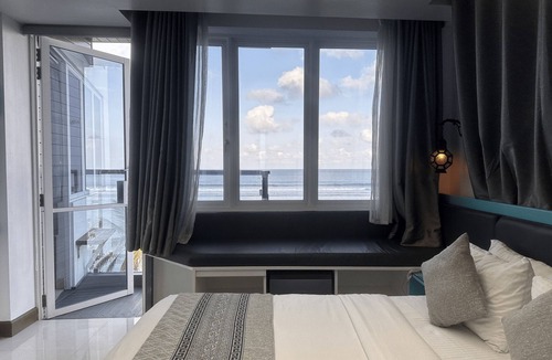 Hulhumale Hotel | The Hive Beach Hotel