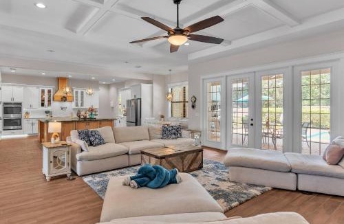 Nichols House | The Landing on Lunn