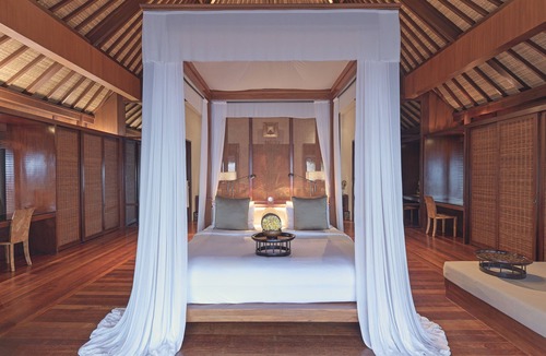 Seminyak Resort | The Legian Seminyak, Bali