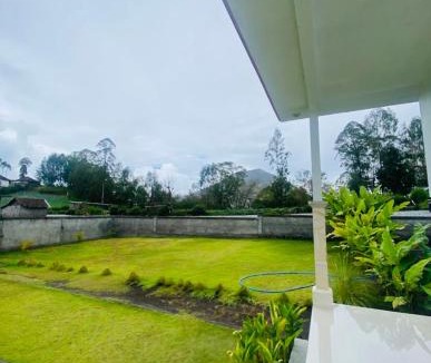 Songan Cabin | The Luna Cave