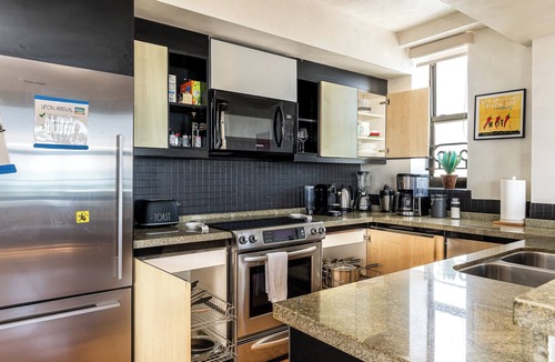 South Beach Apartment | The Netherland R5F on OceanDr - Park&Gym