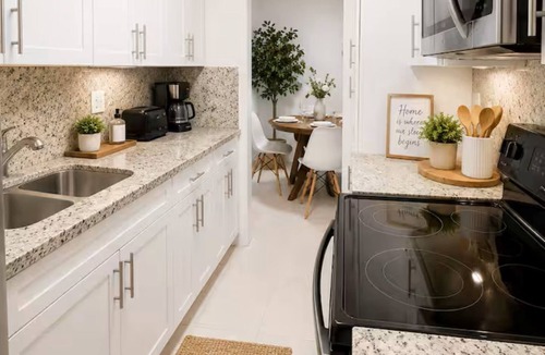North Miami Beach House | The Palm House - Calm and Relaxing Miami Retreat