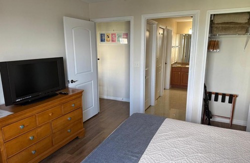 Florida Center Apartment | The Point Hotel & Suites - 705S Luxury - Pool view - Close to Universal