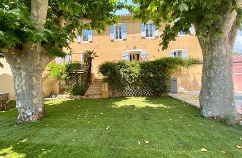 Saint-Cyr-sur-Mer Villa | The Secret Madine Cocoon - Private Villa w Pool - Walk to Everything Beach & Sea