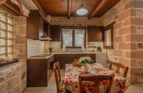 Zerviana House | The Stonemade houses "Kiriaki" Entire home in Kavousi, Greece
