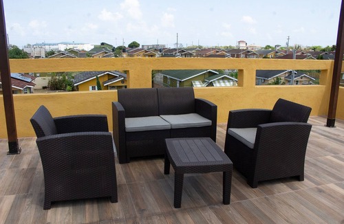Falmouth Apartment | The Vista Inn Studio #1