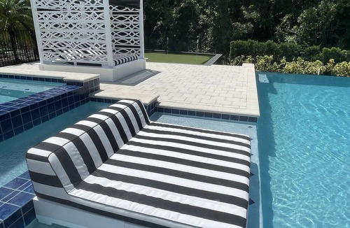 Reunion Villa | The White House Of Reunion