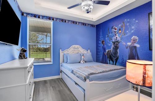 Windsor Hills Villa | Themed Luxury 6BR Getaway with Resort Amenities