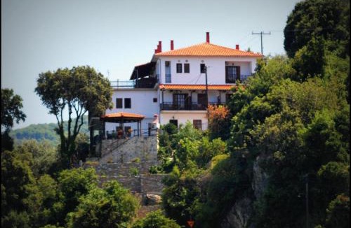 Zagora-Mouresi House | To Limanaki