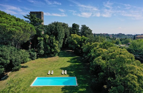 Cassia Villa | Torre delle Cornacchie