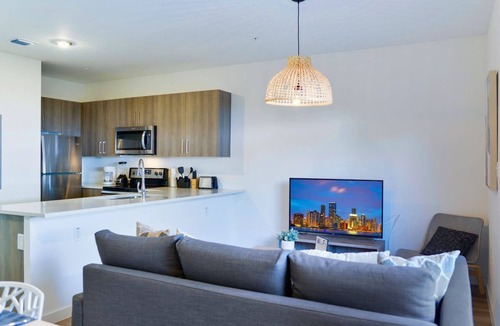 Golden Glades Condo | Townhouse Minutes from Design District